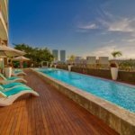 Deck 12 Condominio en renta #707